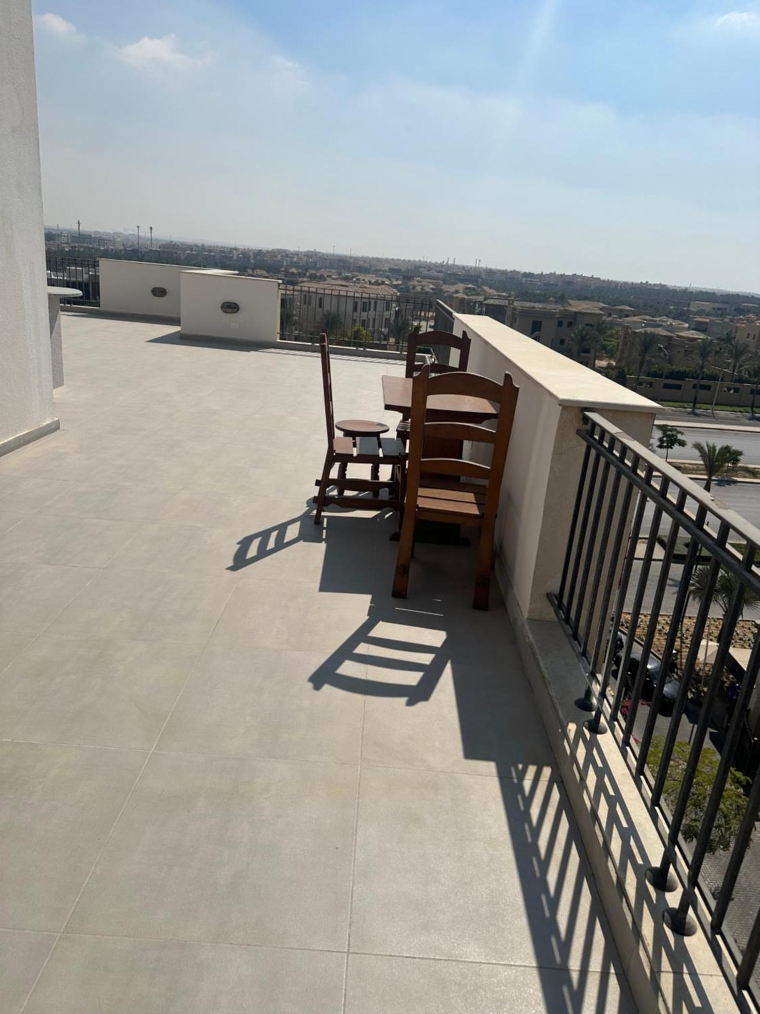 Sodic Eastown Apartamento